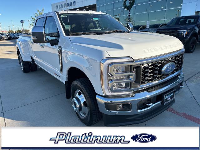 2024 Ford Super Duty F-350 DRW Vehicle Photo in Terrell, TX 75160