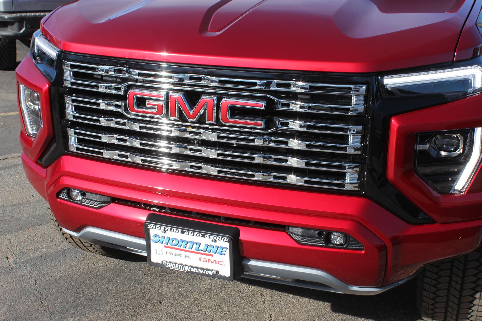 2024 GMC Canyon Vehicle Photo in AURORA, CO 80012-4011