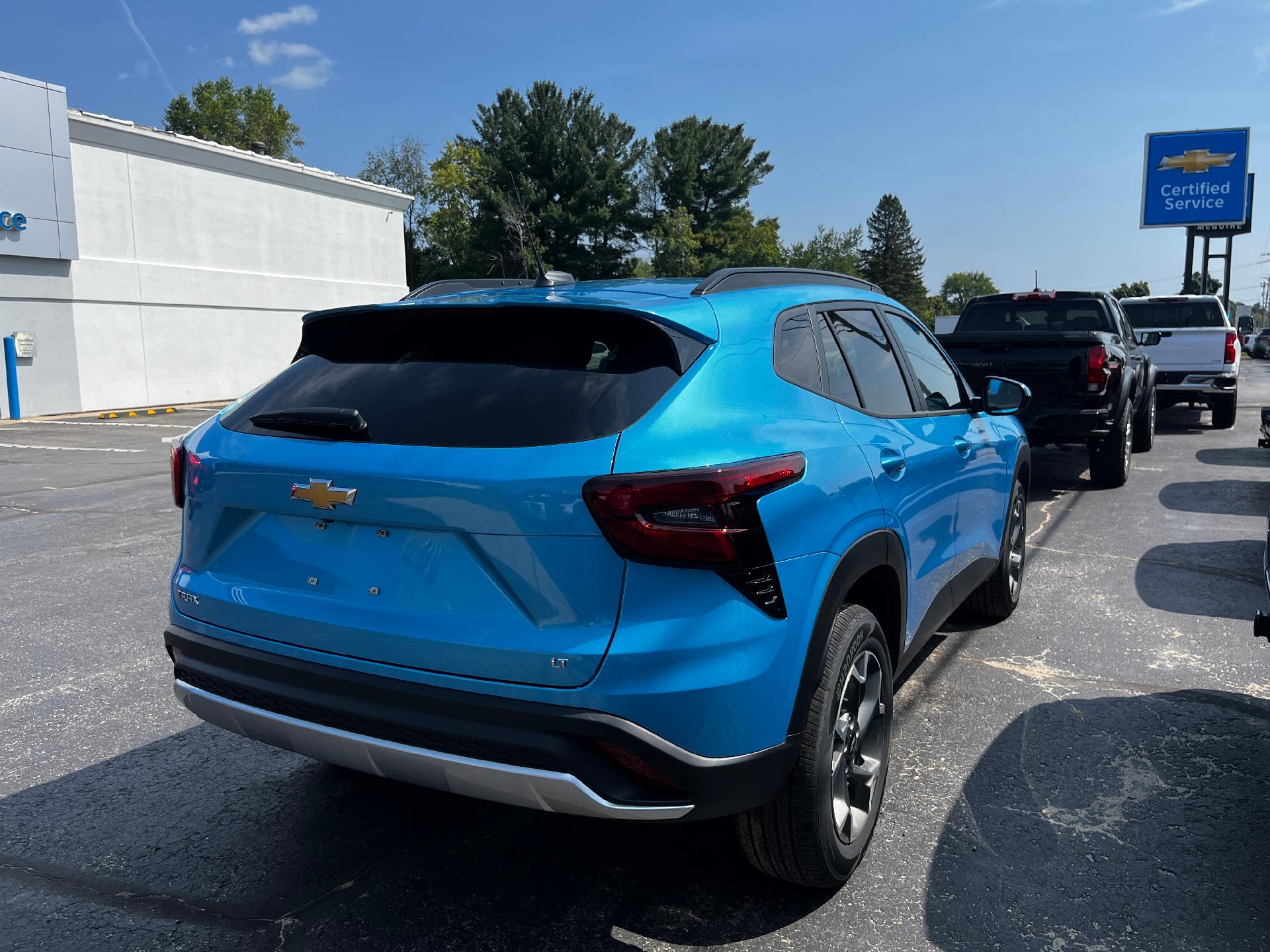 2025 Chevrolet Trax Vehicle Photo in CLARE, MI 48617-9414