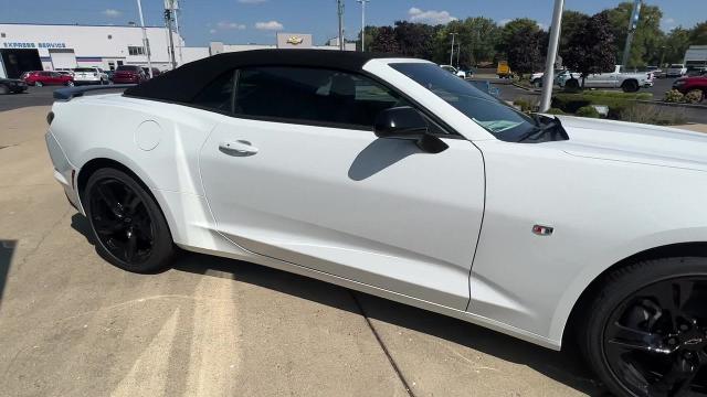 2024 Chevrolet Camaro Vehicle Photo in INDIANAPOLIS, IN 46227-0991