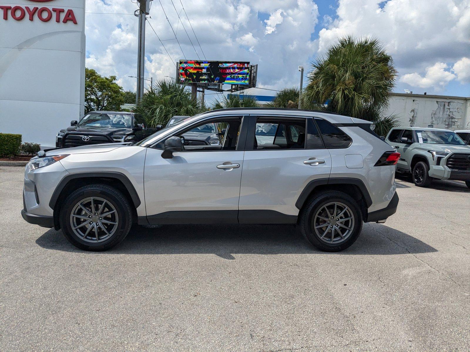 2020 Toyota RAV4 Vehicle Photo in Winter Park, FL 32792