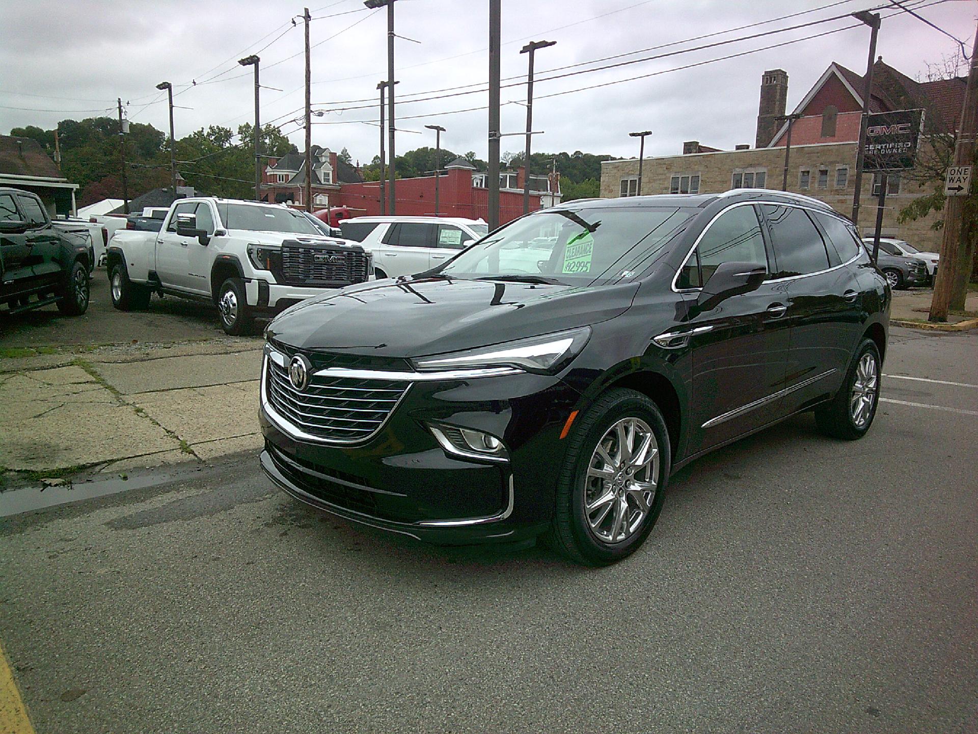 2023 Buick Enclave Vehicle Photo in KITTANNING, PA 16201-1536