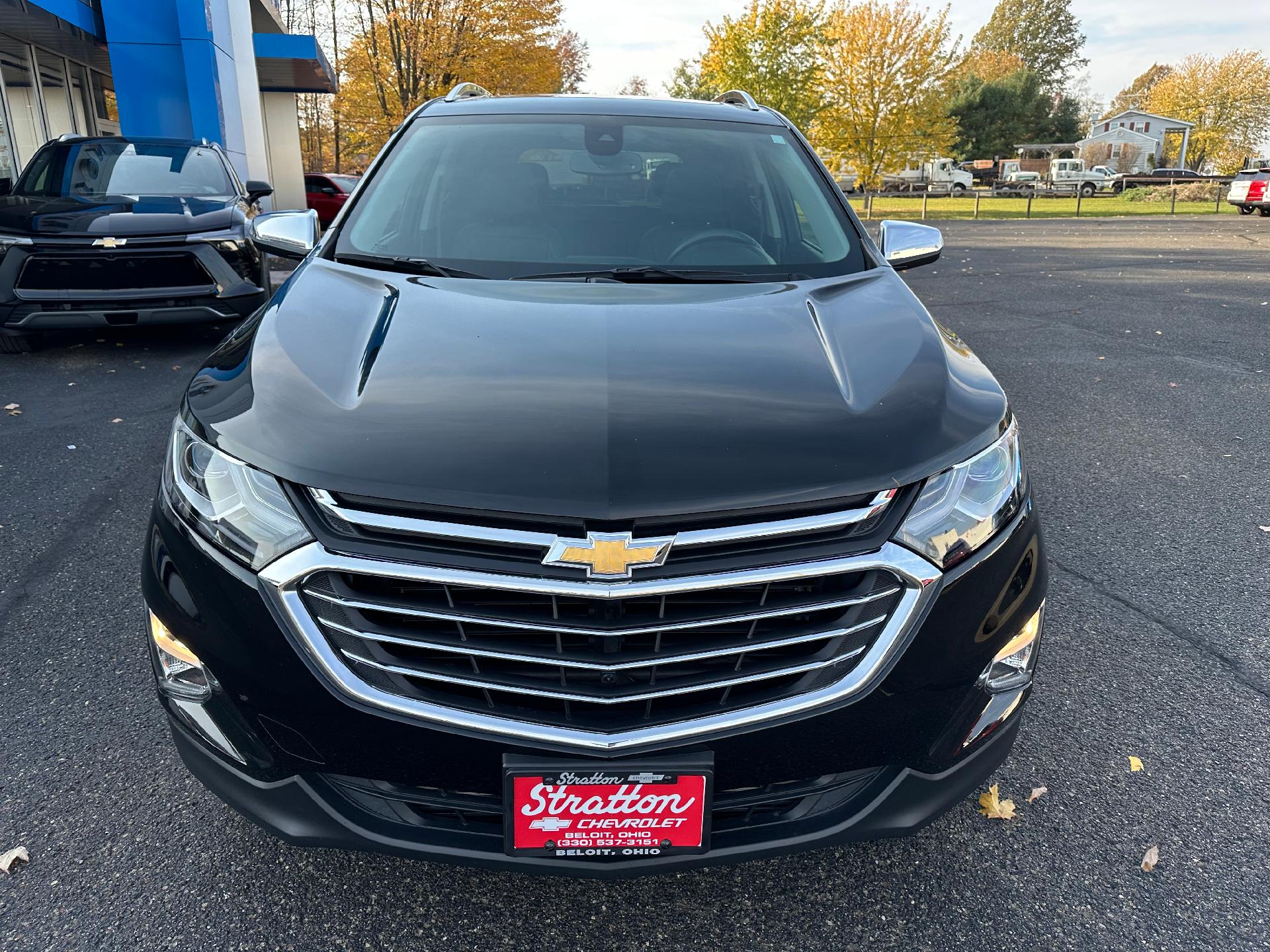 Used 2018 Chevrolet Equinox Premier with VIN 2GNAXVEV2J6102529 for sale in Beloit, OH