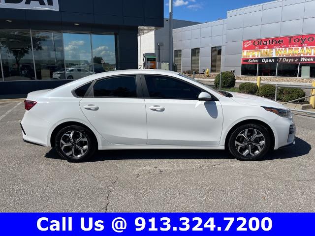 Used 2021 Kia Forte LXS with VIN 3KPF24AD9ME317897 for sale in Kansas City