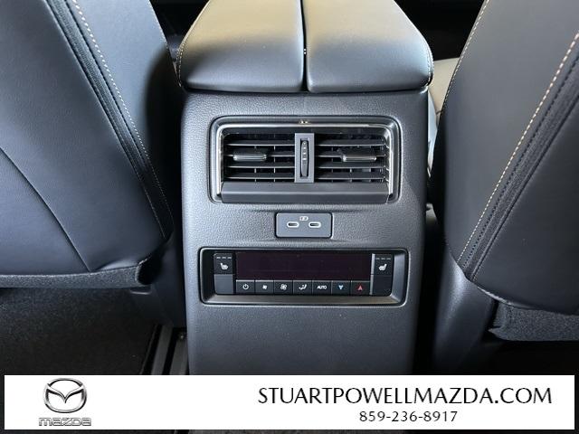 2025 Mazda CX-70 PHEV Vehicle Photo in Danville, KY 40422-2805