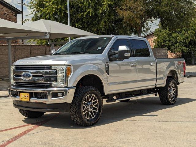 2017 Ford Super Duty F-250 SRW Vehicle Photo in San Antonio, TX 78209