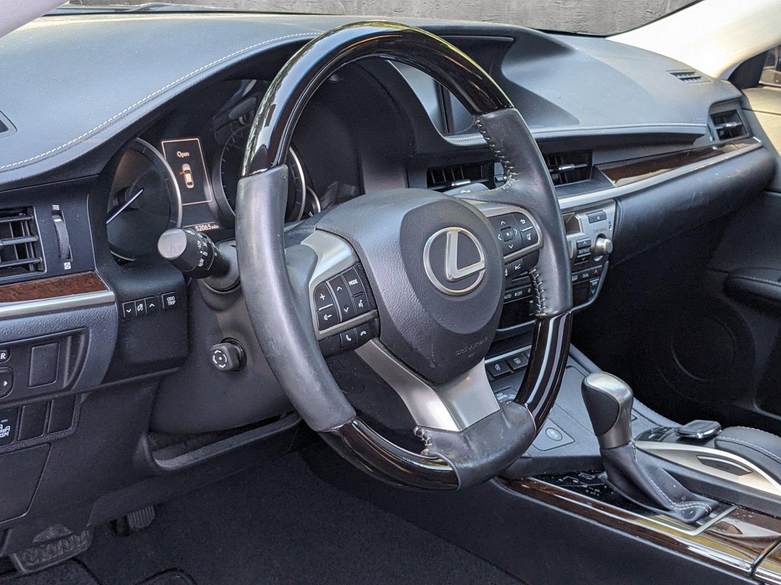 2017 Lexus ES 350 Vehicle Photo in Tampa, FL 33614