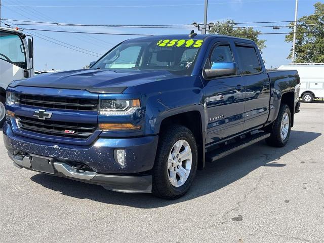 2018 Chevrolet Silverado 1500 Vehicle Photo in ALCOA, TN 37701-3235