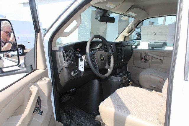 2024 Chevrolet Express Cutaway 3500 Vehicle Photo in SAINT CLAIRSVILLE, OH 43950-8512