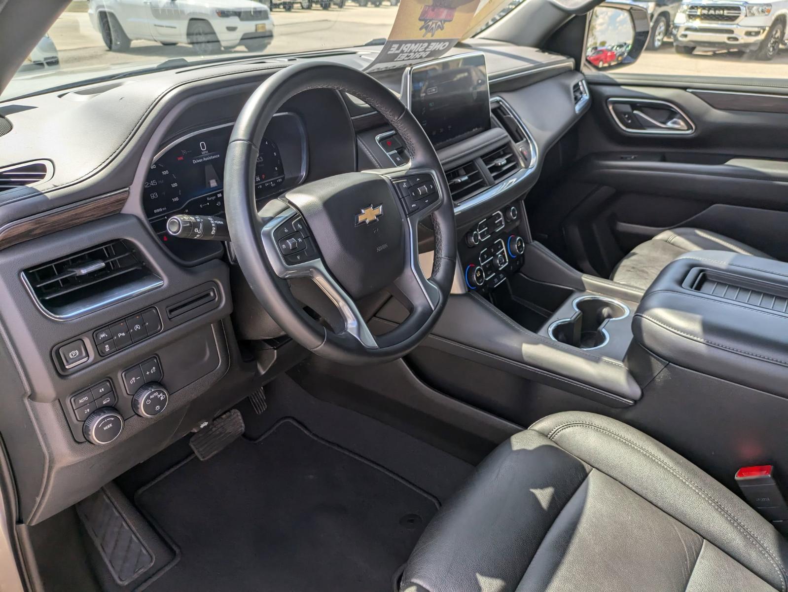 2023 Chevrolet Suburban Vehicle Photo in Seguin, TX 78155