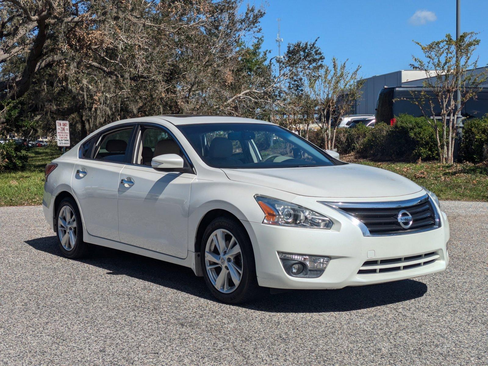 2015 Nissan Altima Vehicle Photo in Sarasota, FL 34231