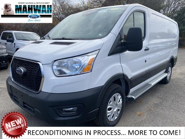 2022 Ford Transit Cargo Van Vehicle Photo in Mahwah, NJ 07430-1343