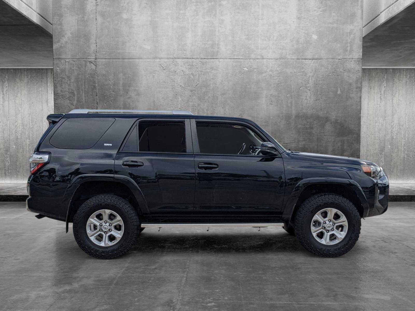 2018 Toyota 4Runner Vehicle Photo in Davie, FL 33331