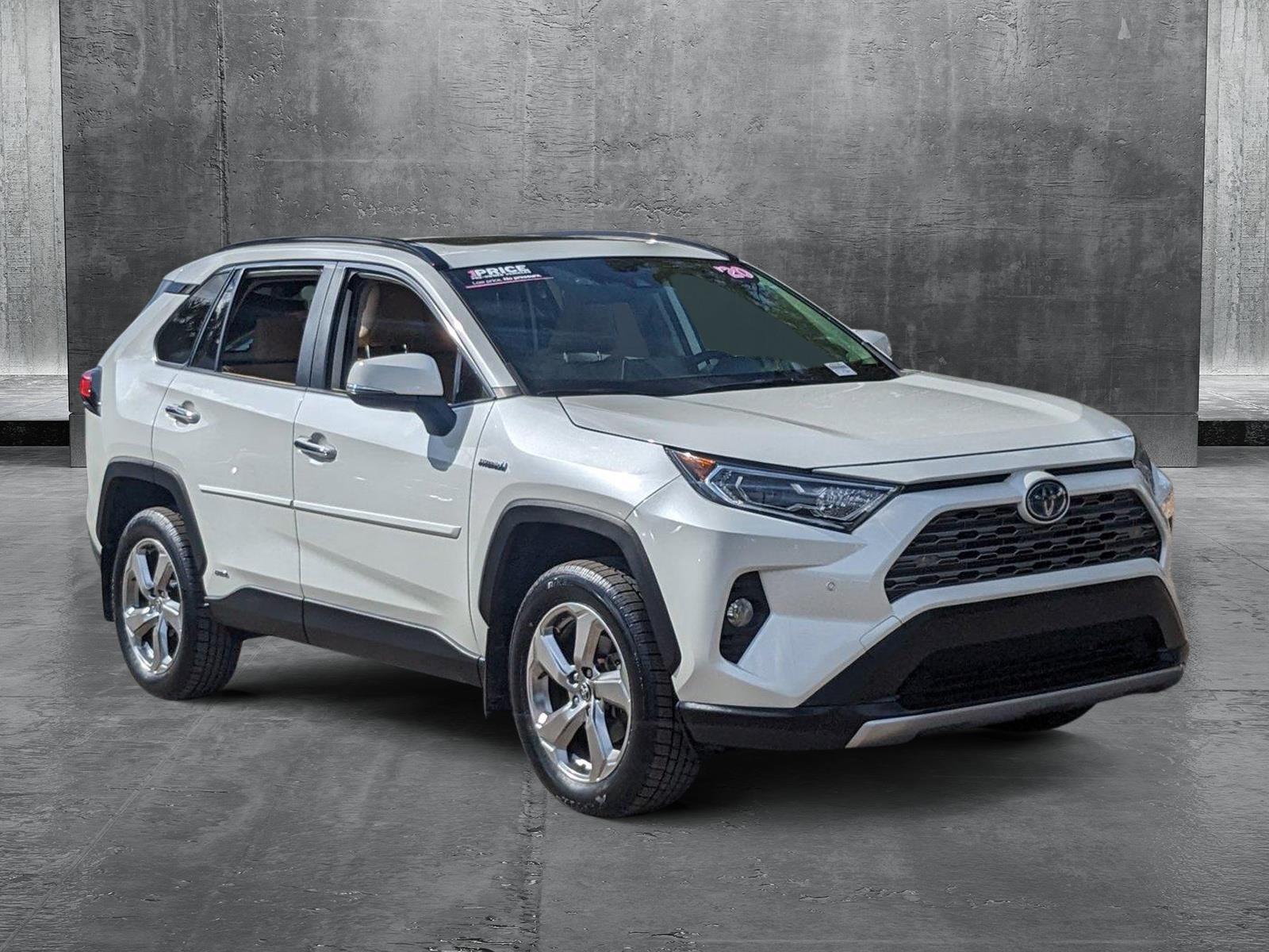 2020 Toyota RAV4 Vehicle Photo in Tampa, FL 33614