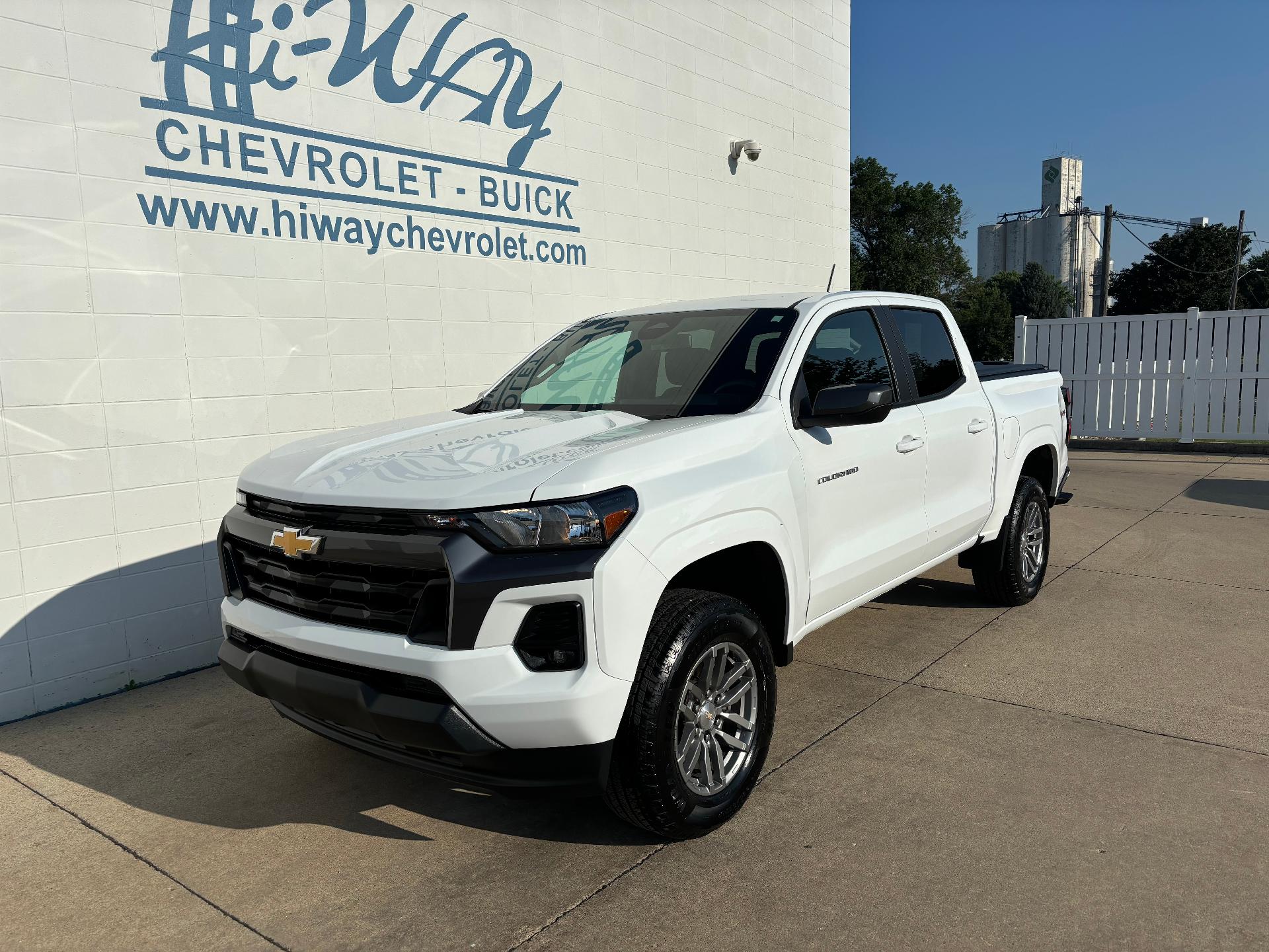 Used 2023 Chevrolet Colorado LT with VIN 1GCPTCEK8P1132493 for sale in Rock Valley, IA