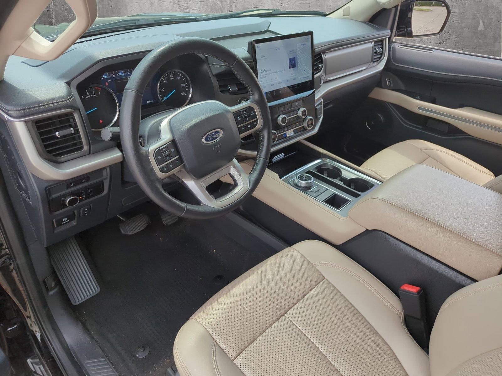 2024 Ford Expedition Max Vehicle Photo in Margate, FL 33063