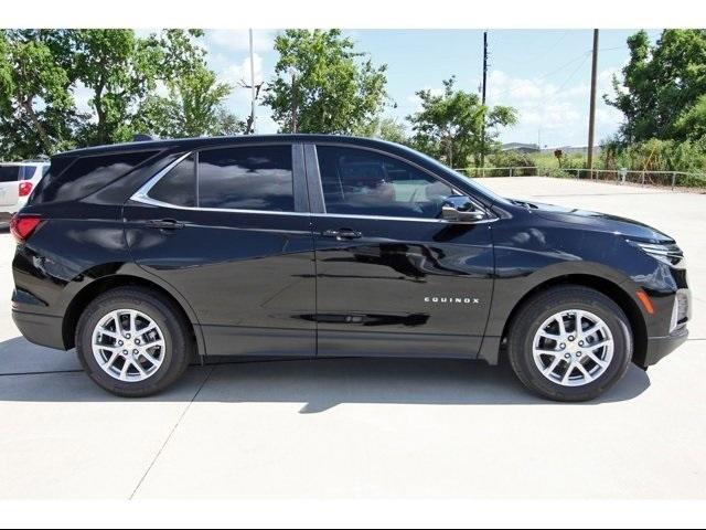 2024 Chevrolet Equinox Vehicle Photo in ROSENBERG, TX 77471-5675