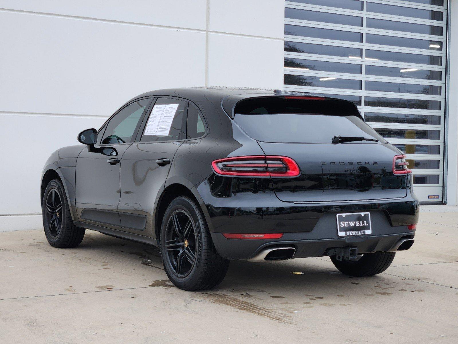 2018 Porsche Macan Vehicle Photo in PLANO, TX 75024