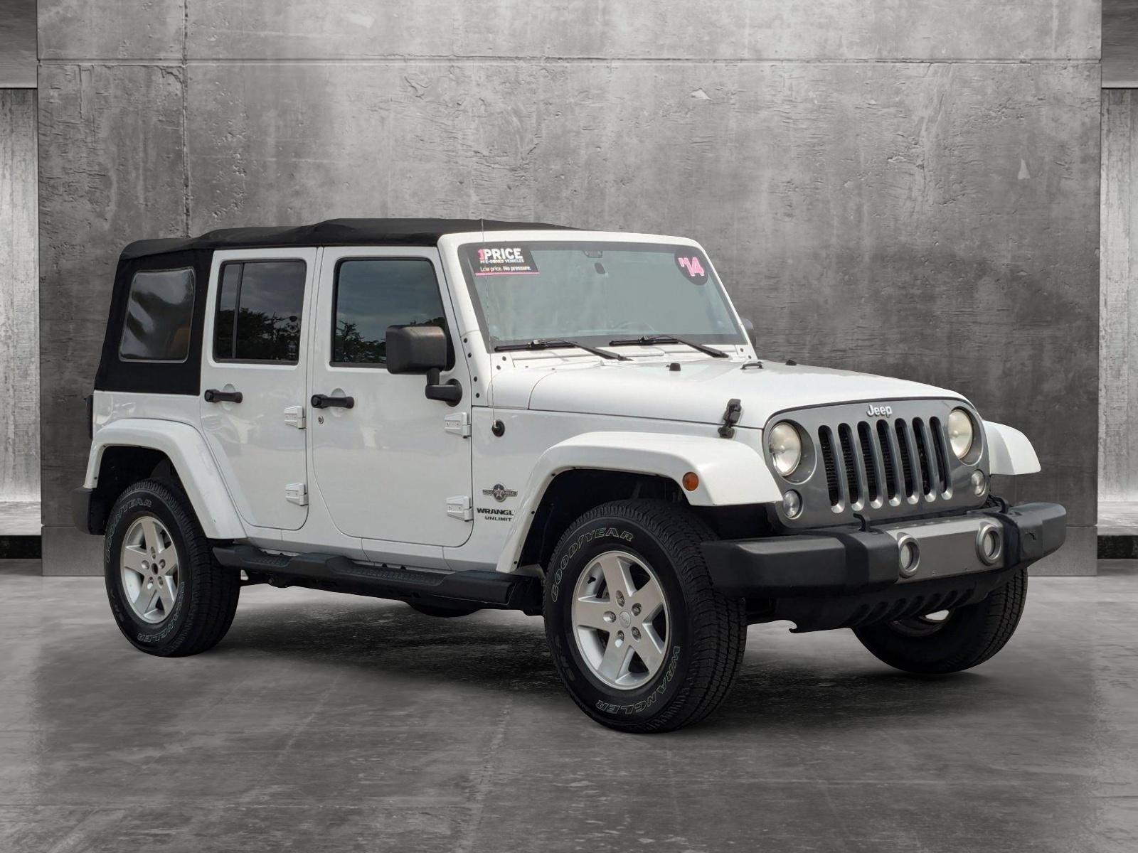 2014 Jeep Wrangler Unlimited Vehicle Photo in St. Petersburg, FL 33713