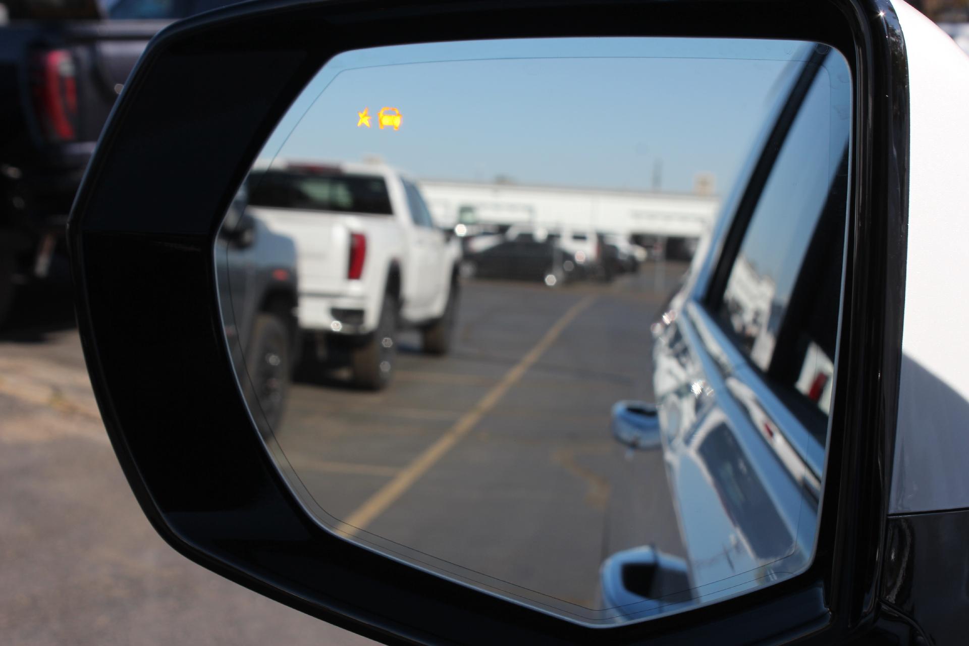 2024 GMC Yukon XL Vehicle Photo in AURORA, CO 80012-4011