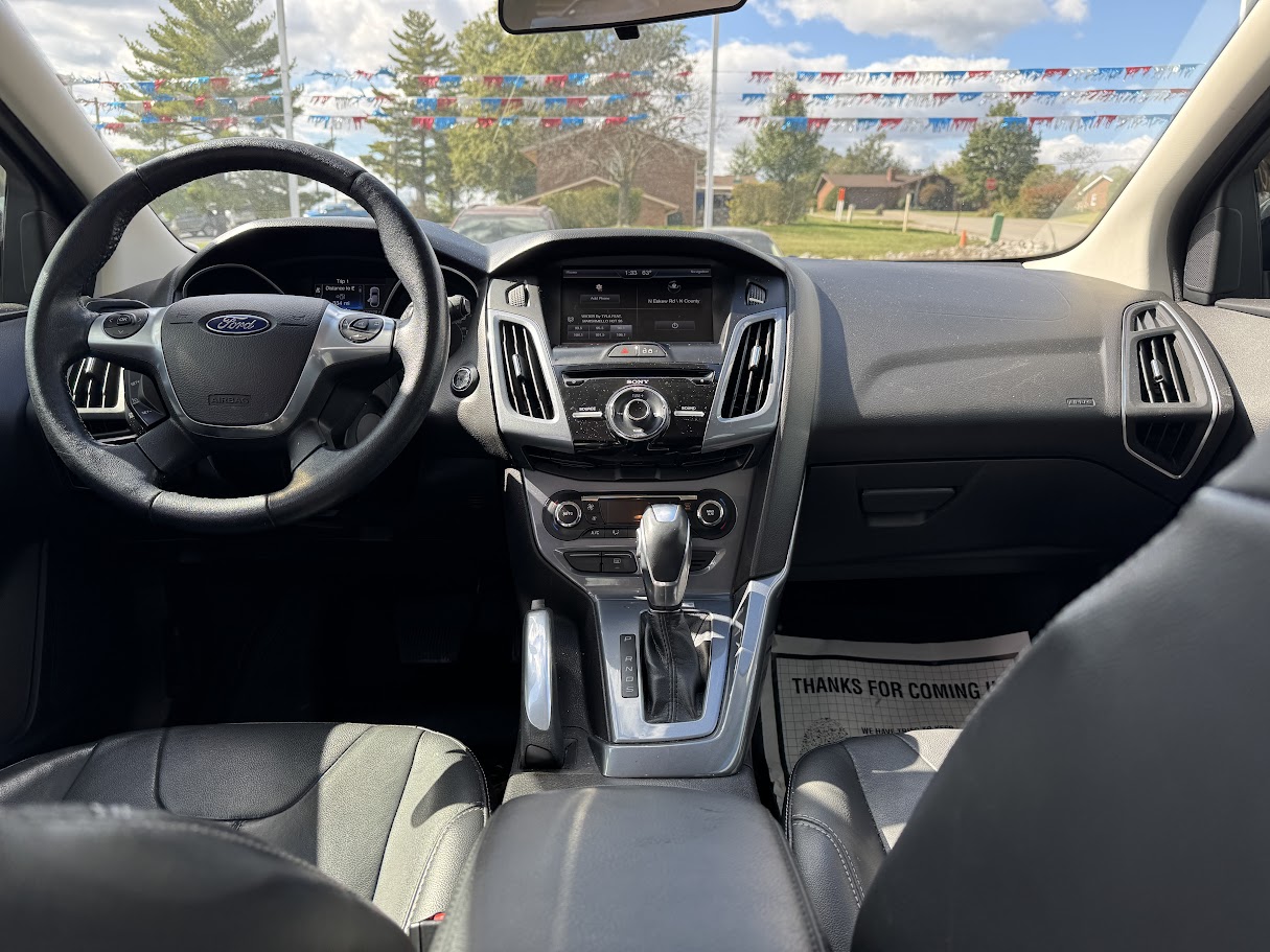 2014 Ford Focus Vehicle Photo in BOONVILLE, IN 47601-9633