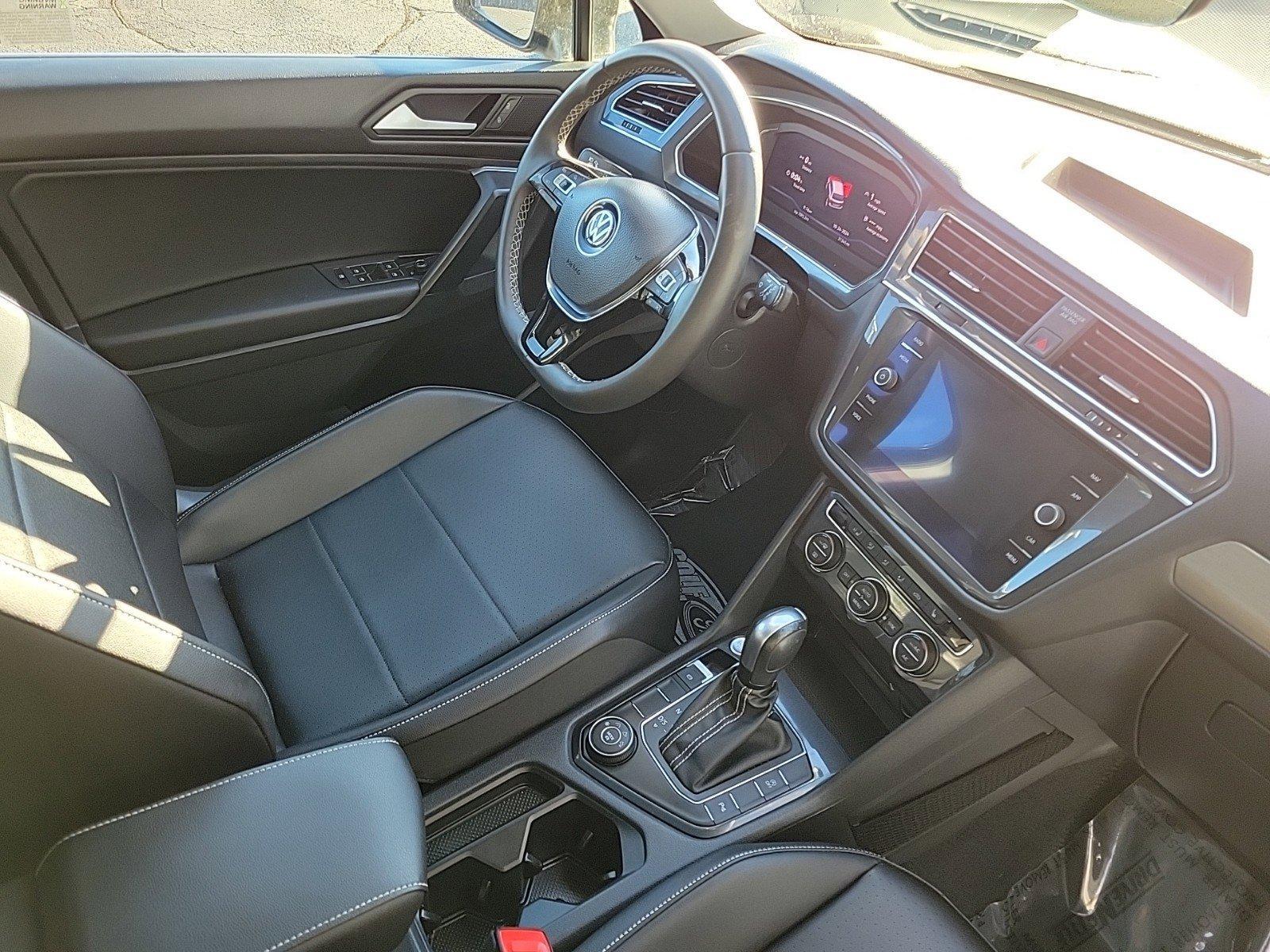 2021 Volkswagen Tiguan Vehicle Photo in Plainfield, IL 60586