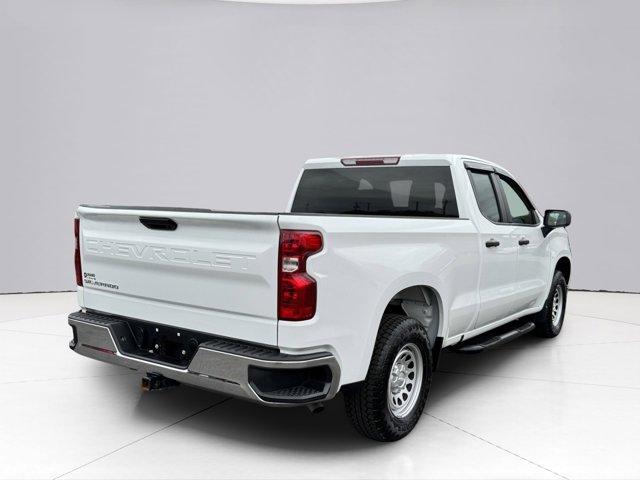 2023 Chevrolet Silverado 1500 Vehicle Photo in LEOMINSTER, MA 01453-2952