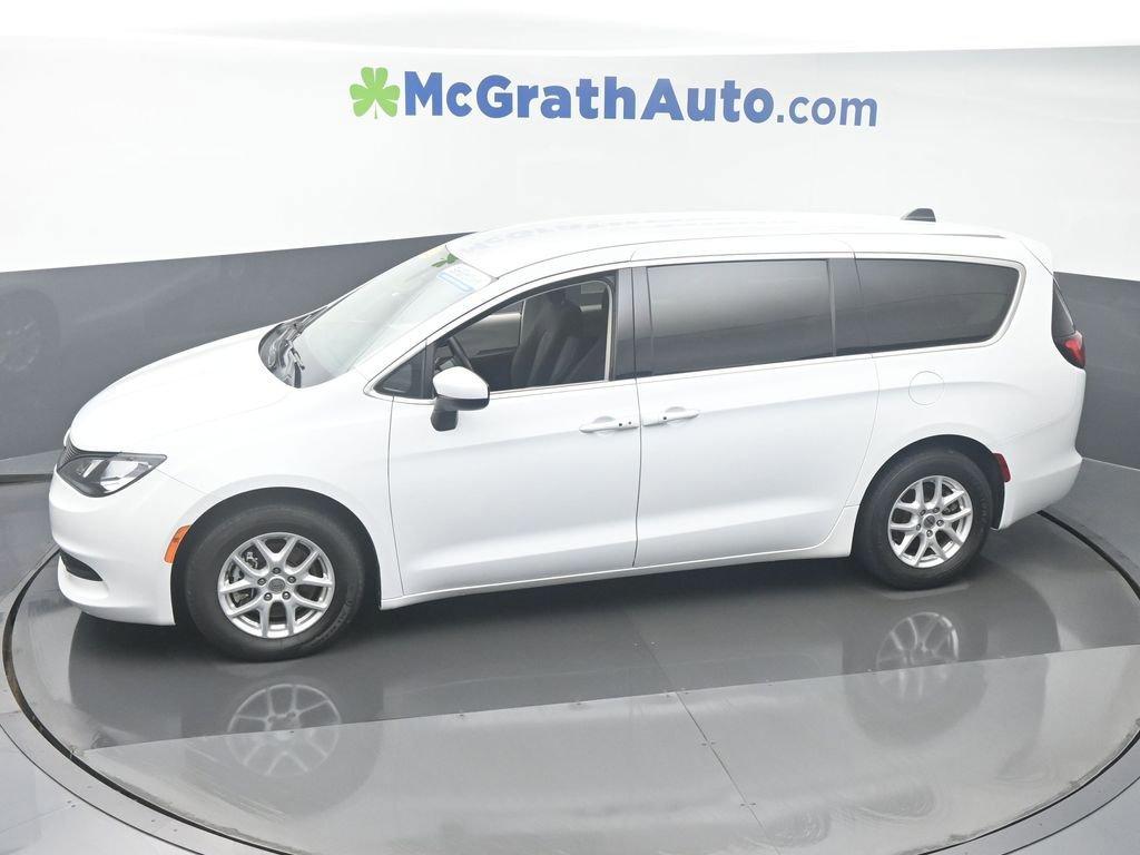 2022 Chrysler Voyager Vehicle Photo in Cedar Rapids, IA 52402