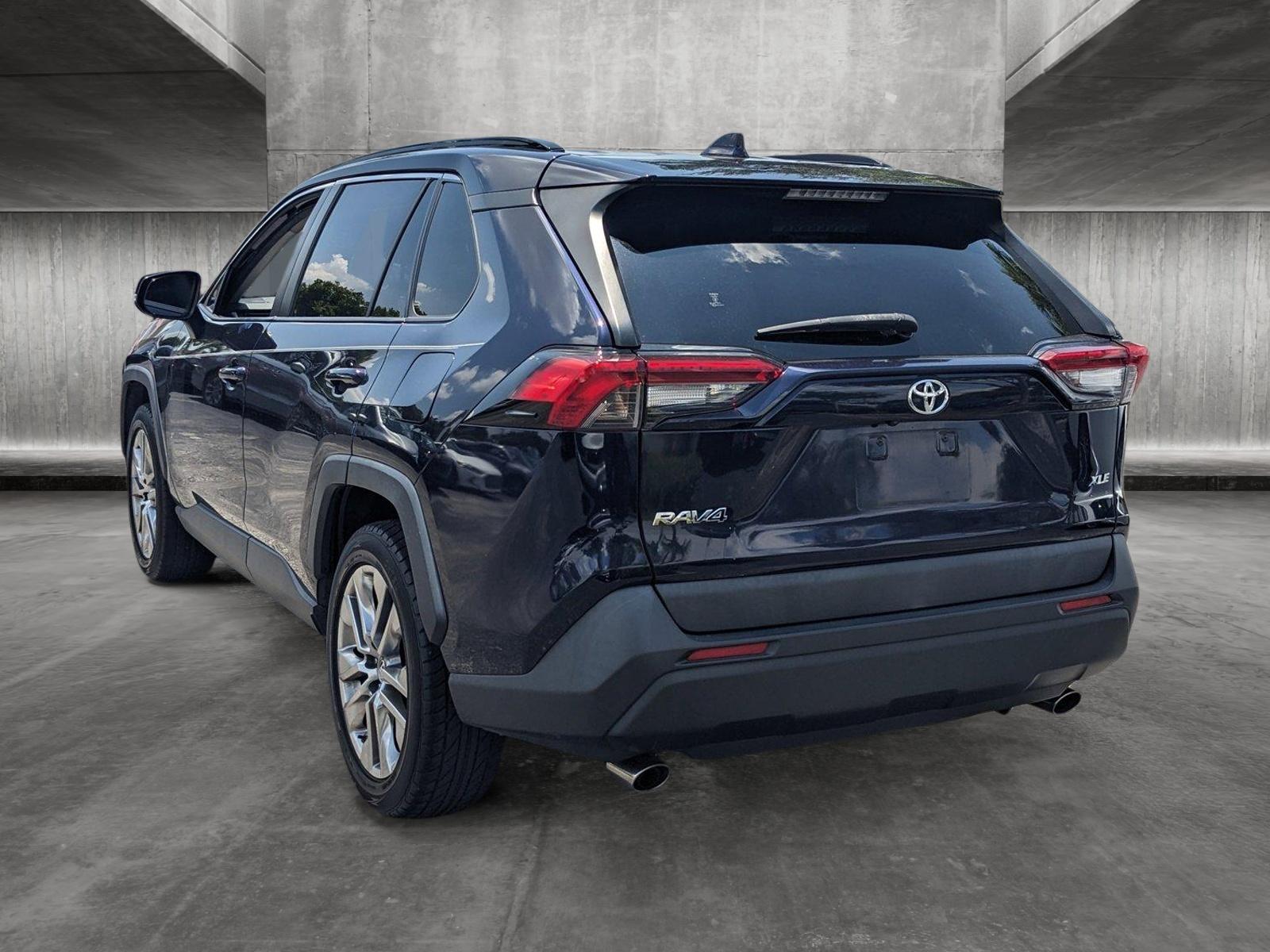 2019 Toyota RAV4 Vehicle Photo in Coconut Creek, FL 33073