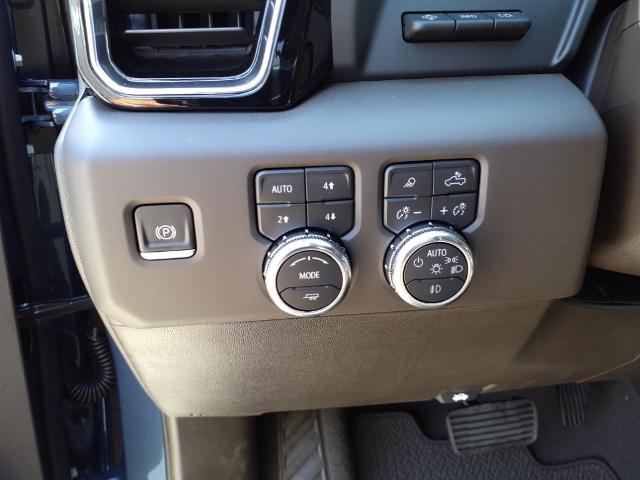 2025 GMC Sierra 1500 Vehicle Photo in ROSENBERG, TX 77471-5675