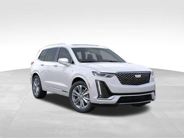 2025 Cadillac XT6 Vehicle Photo in MEDINA, OH 44256-9631