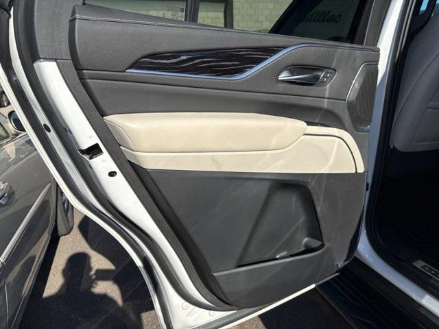 2021 Cadillac Escalade Vehicle Photo in TREVOSE, PA 19053-4984