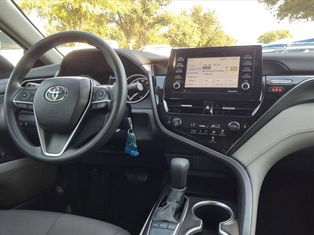 2022 Toyota Camry Vehicle Photo in DENTON, TX 76210-9321