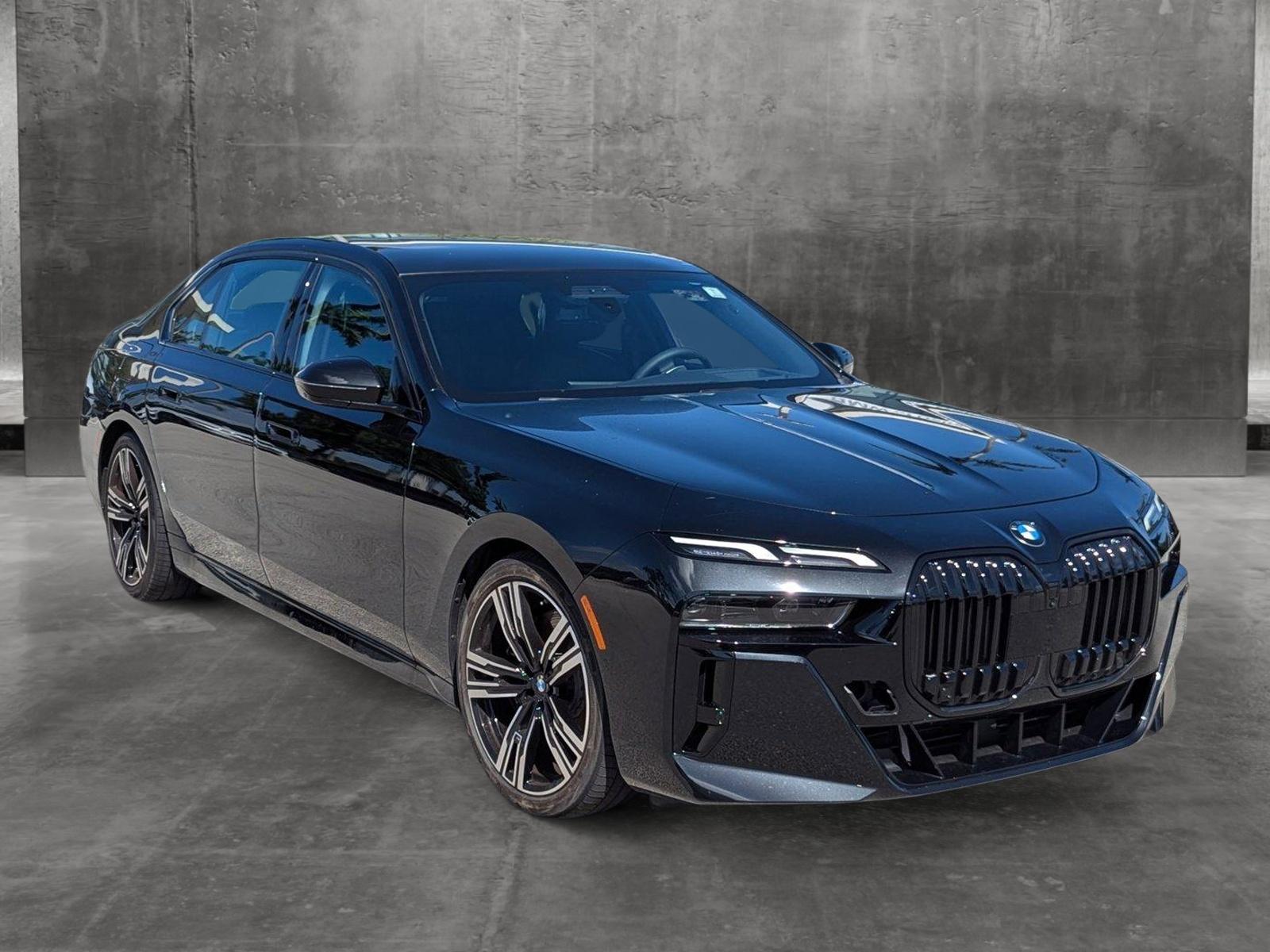 2023 BMW 760i xDrive Vehicle Photo in Delray Beach, FL 33444