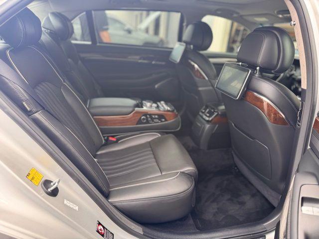 2019 Genesis G90 Vehicle Photo in DELRAY BEACH, FL 33483-3294