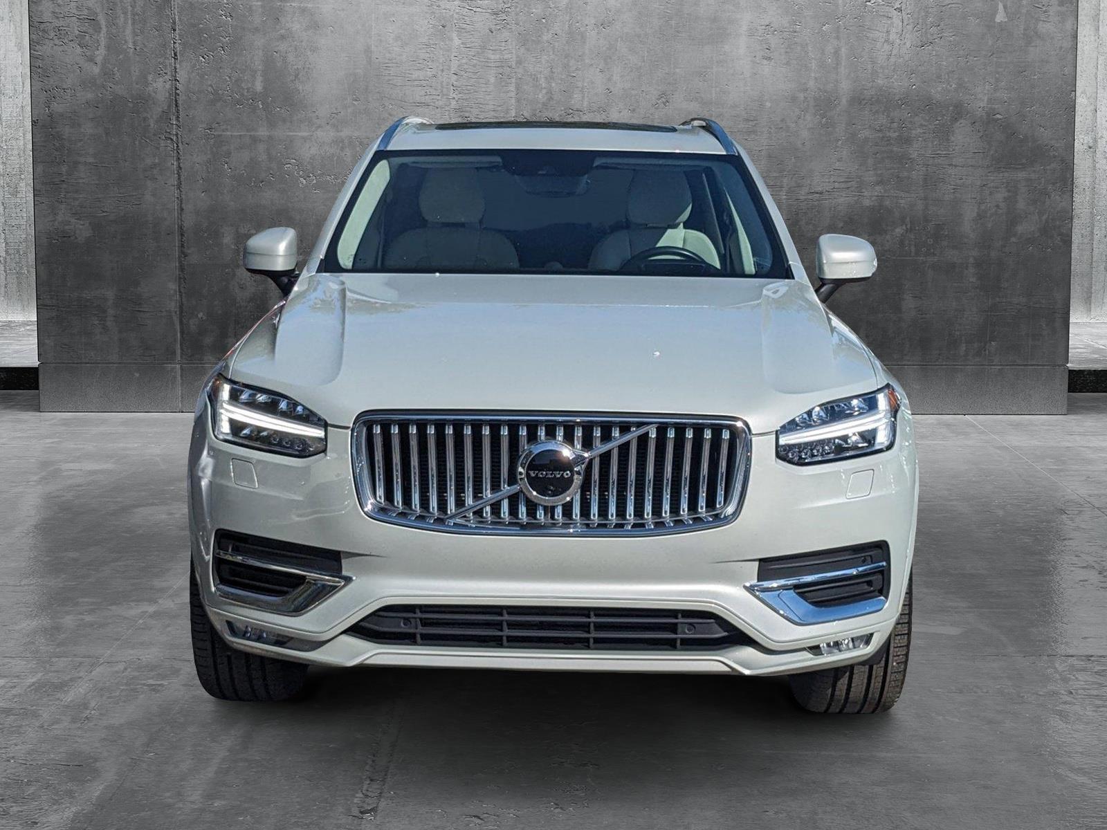 2022 Volvo XC90 Vehicle Photo in Tampa, FL 33614