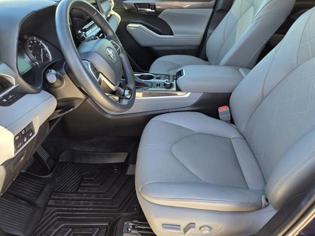 2022 Toyota Highlander Vehicle Photo in STEPHENVILLE, TX 76401-3713