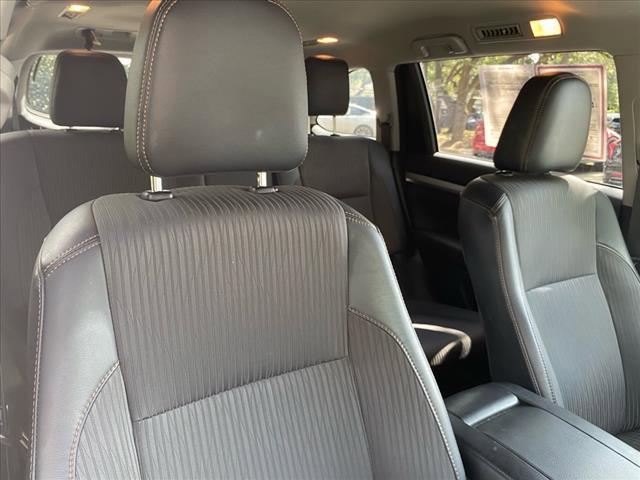 2017 Toyota Highlander Vehicle Photo in SAN ANTONIO, TX 78230-1001