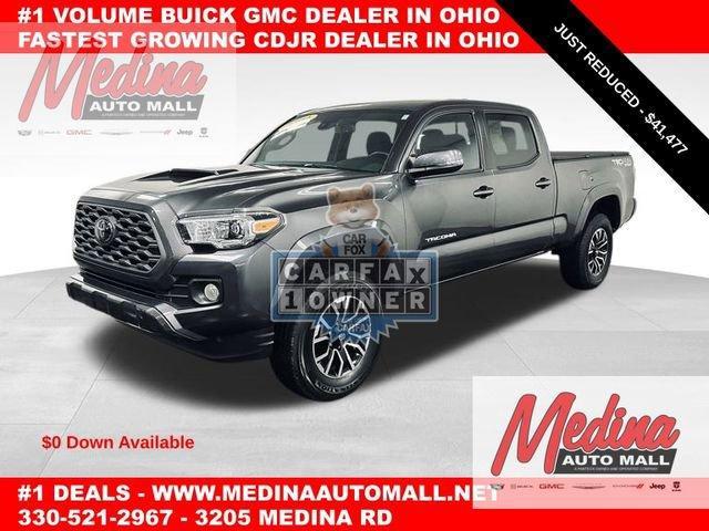 2022 Toyota Tacoma 4WD Vehicle Photo in MEDINA, OH 44256-9631