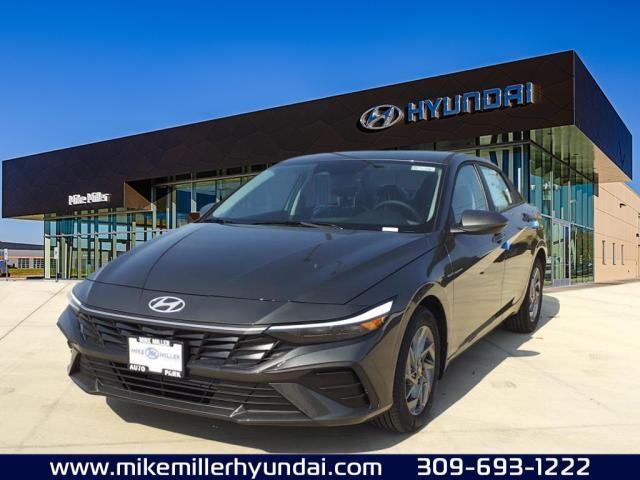 2024 Hyundai ELANTRA Vehicle Photo in Peoria, IL 61615