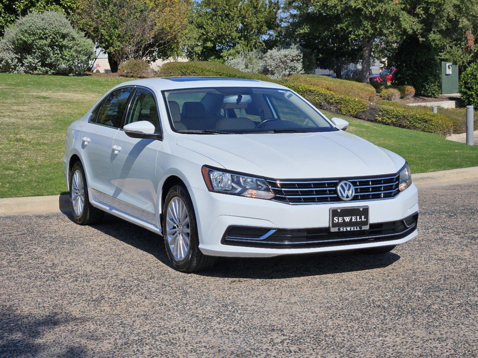 2016 Volkswagen Passat Vehicle Photo in Fort Worth, TX 76132