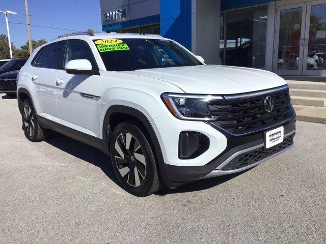 Used 2024 Volkswagen Atlas Cross Sport SE w/Tech with VIN 1V2HE2CA6RC223755 for sale in Hammond, IN