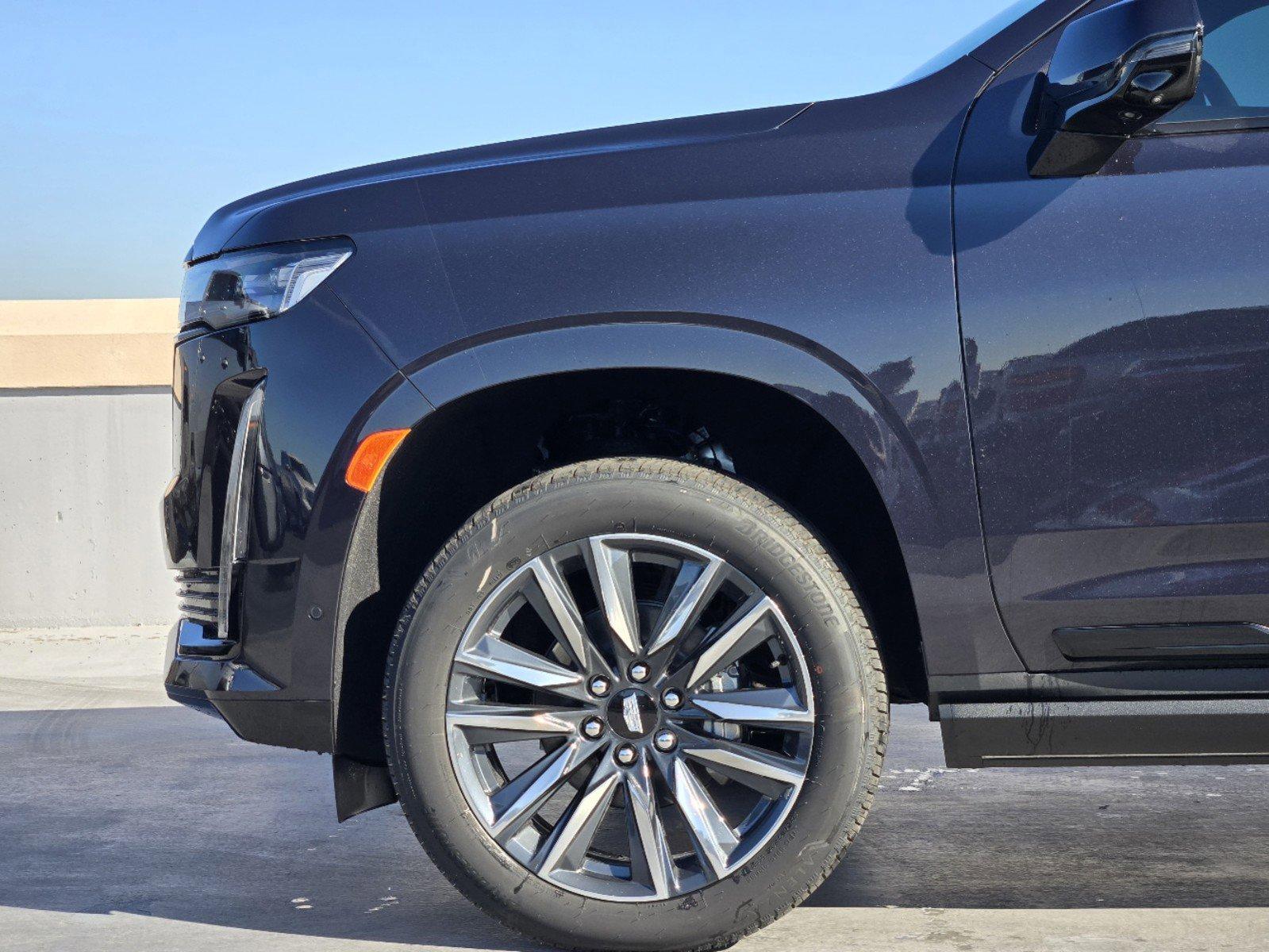 2024 Cadillac Escalade ESV Vehicle Photo in DALLAS, TX 75209-3095