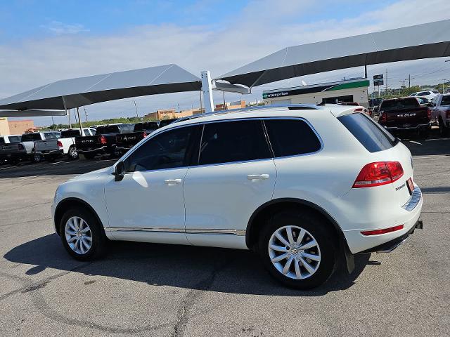 2012 Volkswagen Touareg Vehicle Photo in San Angelo, TX 76901