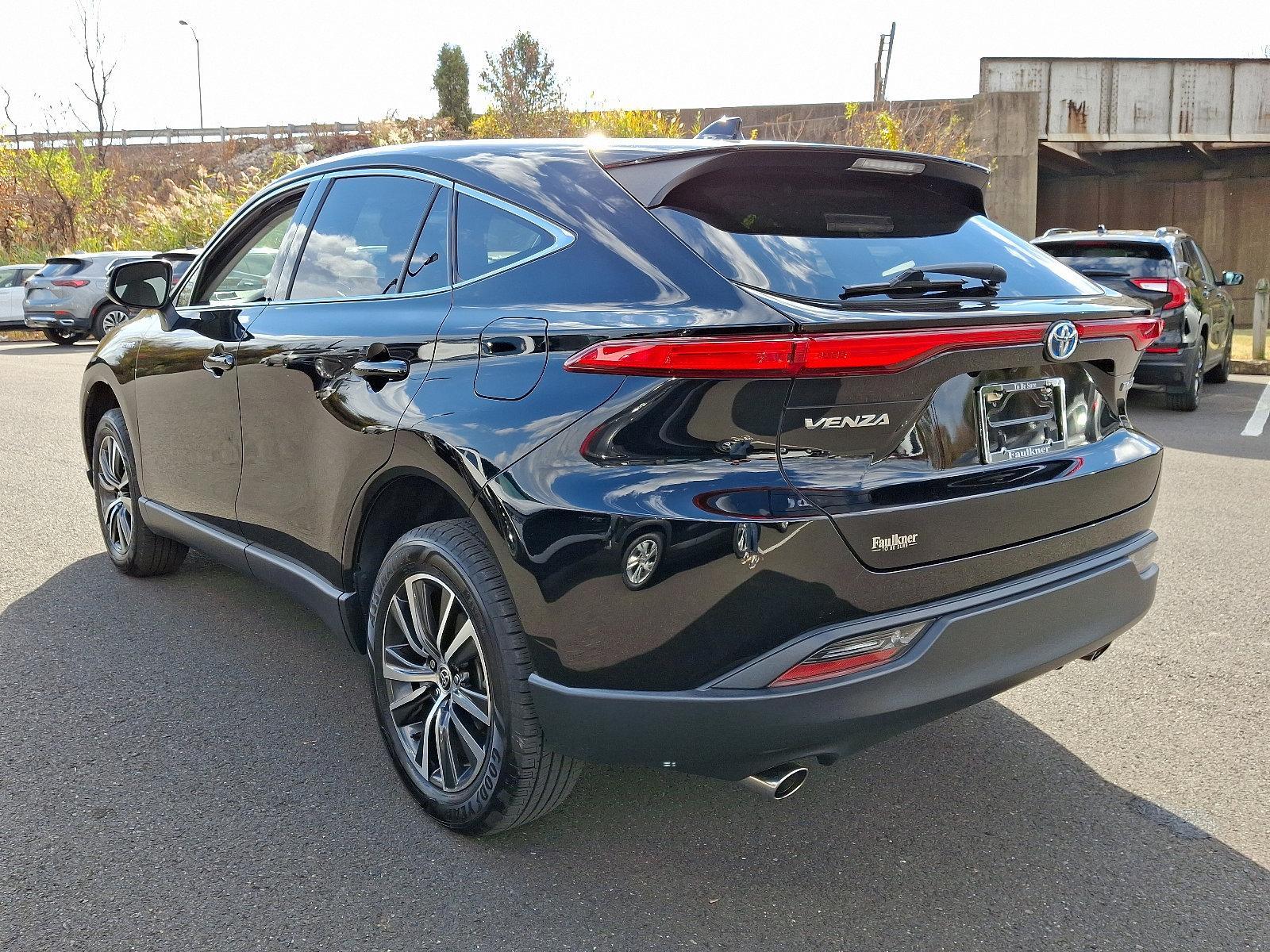 2021 Toyota Venza Vehicle Photo in Trevose, PA 19053