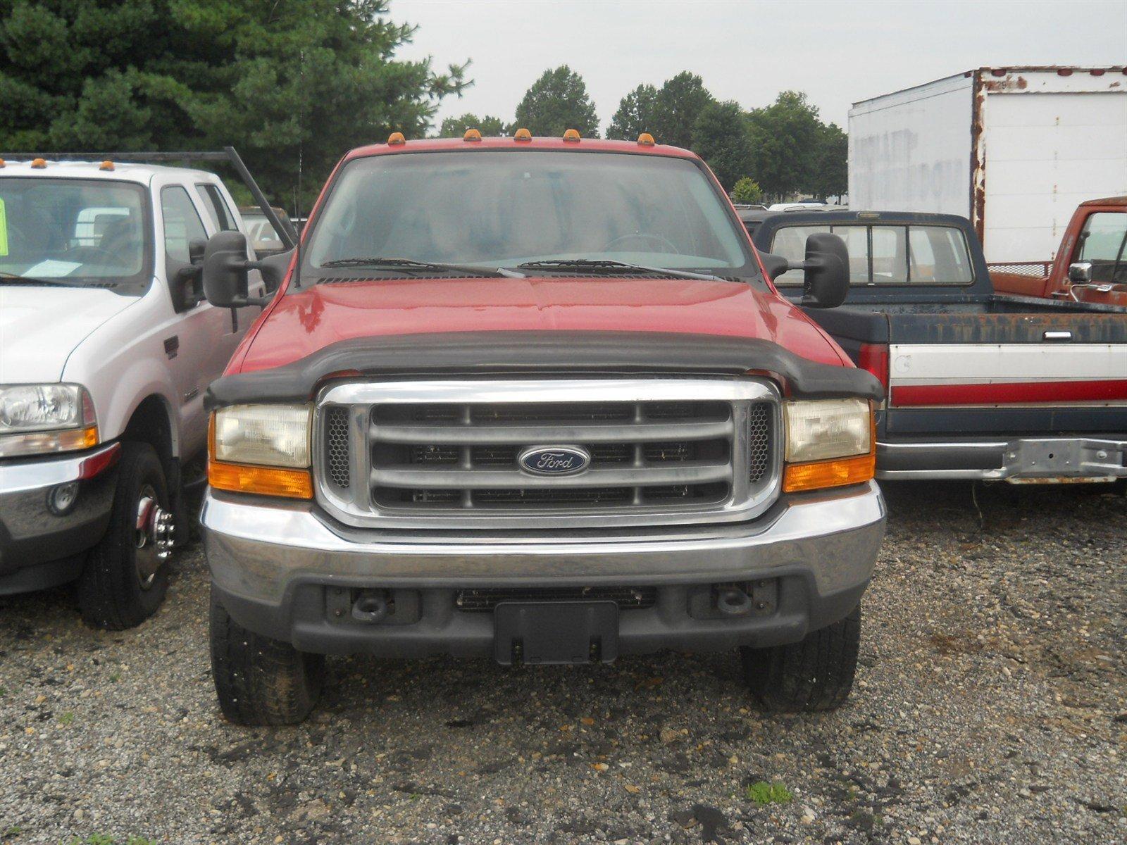 Used 1999 Ford F-250 Super Duty XLT with VIN 1FTNX21SXXEC51375 for sale in Delavan, IL