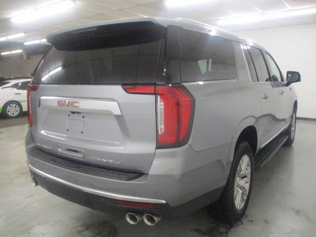 2024 GMC Yukon XL Vehicle Photo in BATTLE CREEK, MI 49037-8454