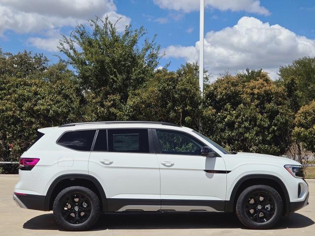 2024 Volkswagen Atlas Vehicle Photo in WEATHERFORD, TX 76087