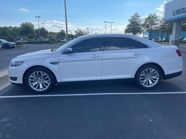 2017 Ford Taurus Vehicle Photo in AUBURN, AL 36830-7007