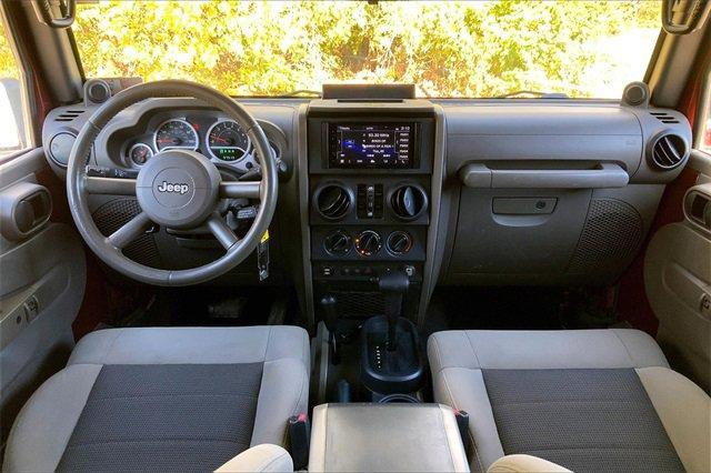 2010 Jeep Wrangler Unlimited Vehicle Photo in KANSAS CITY, MO 64114-4502